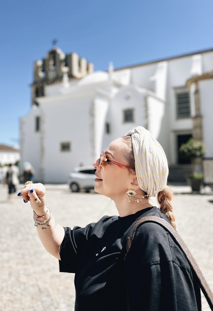 Сара Михайлова дизайнер 