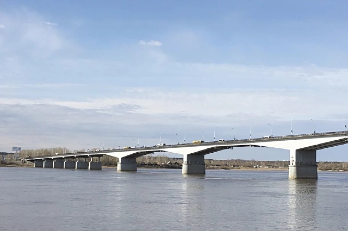    В Перми двое подростков упали с Камского моста