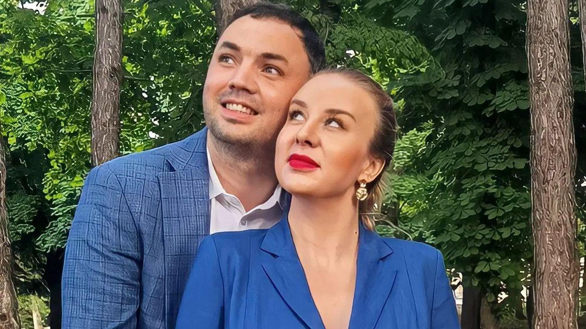    Александр Гобозов с женой Светланой. Фото: Инстаграм (запрещён в РФ)