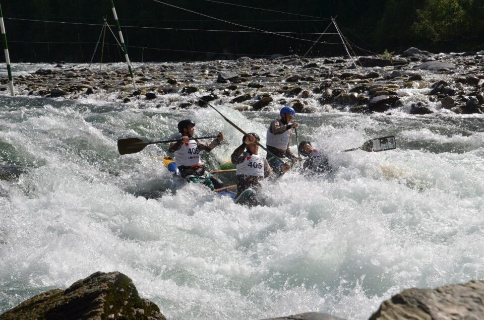    Всероссийские соревнования по рафтингу проходят на реке Кумир. Источник: Алтайская федерация рафтинга и гребного слалома