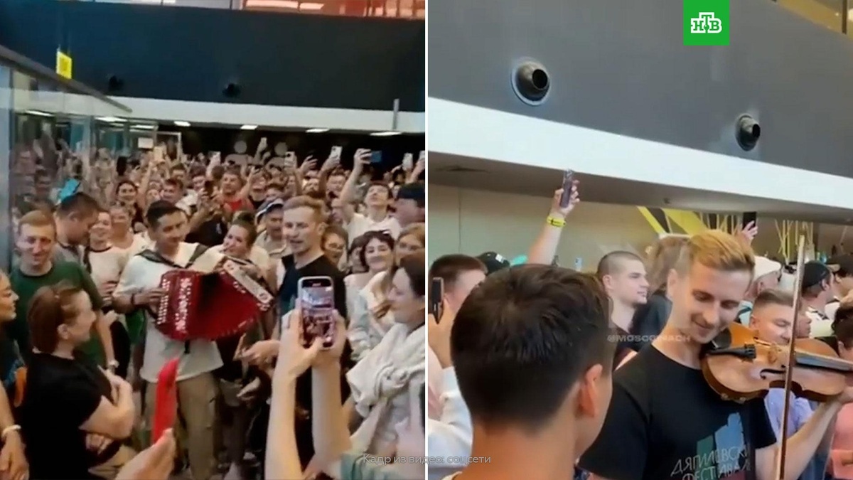    Застрявшие в Шереметьево пассажиры хором пели песни