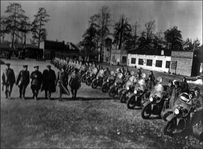 Мотоциклы WLA-42 «Валуй» в Красной Армии. Из книги Е.Лихов "Все мотоциклы Красной Армии"