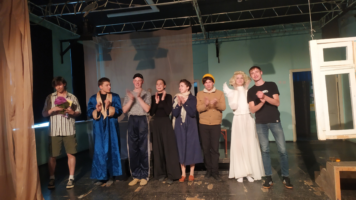 Сцена учебного театра Екатеринбургского театрального института. Автор фото: Любовь Федорова