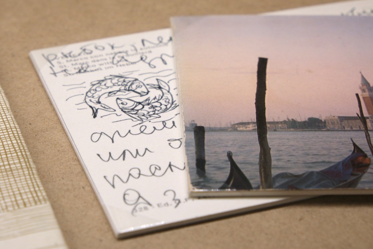    Выставка помогает всмотреться в детали, "микроистории" из жизни поэта Иосифа Бродского. / Предоставлено пресс-службой Музея Анны Ахматовой