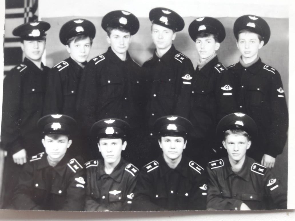 Первокурсники 104 классное отделение. 1992г.