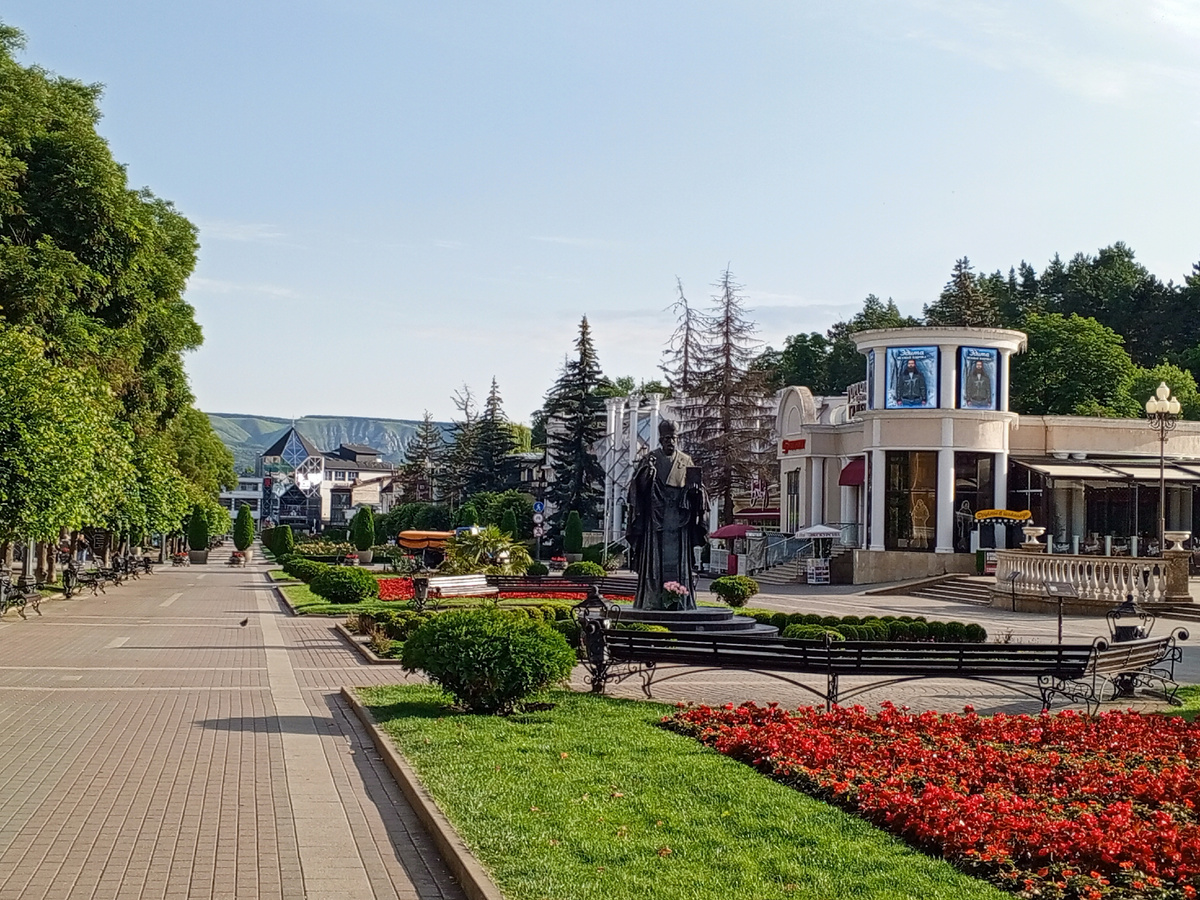 Курортный бульвар в Кисловодске.