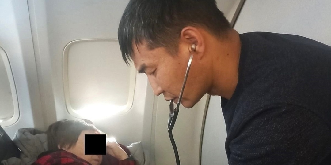 Хирург из Бурятии стал героем дважды: в небе и в операционной