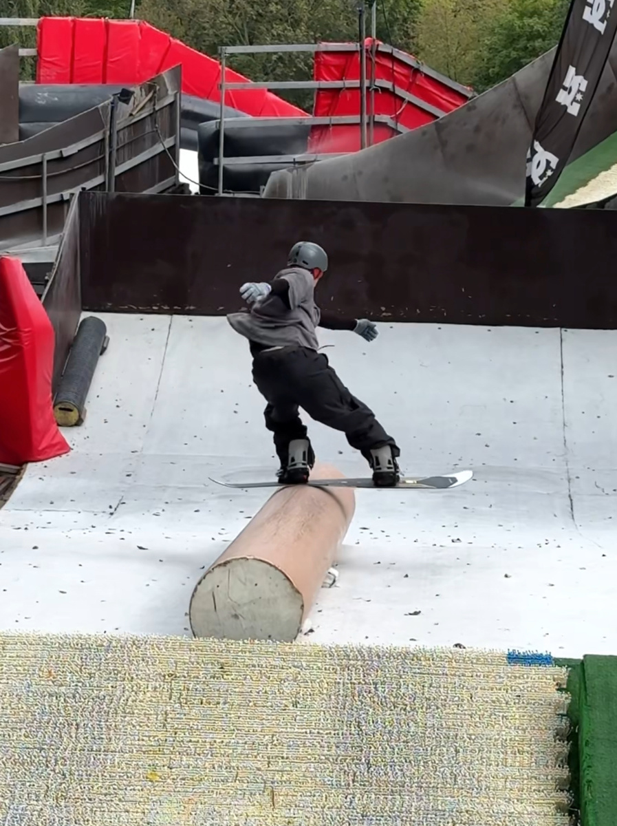 Джиббинг на искусственном покрытии 