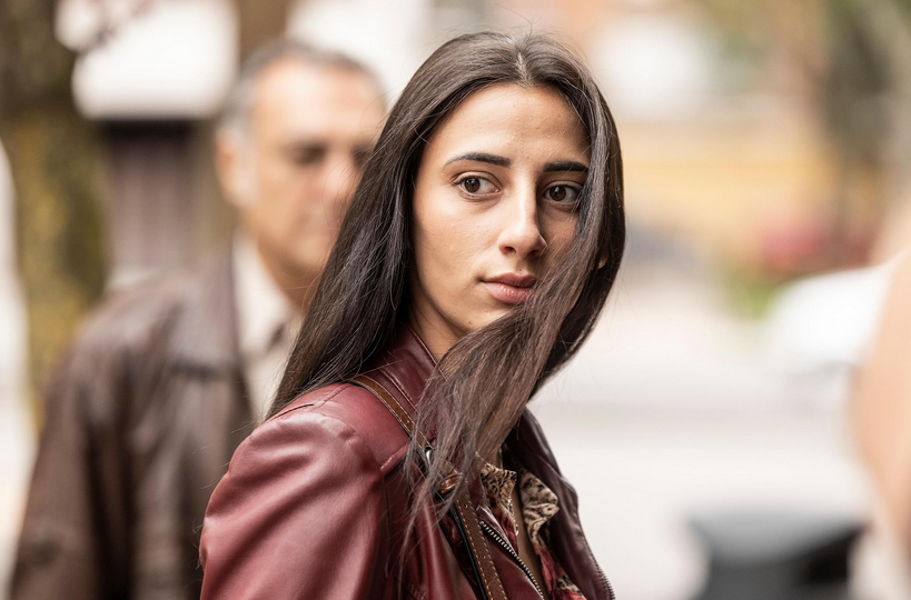 Листайте кадры.