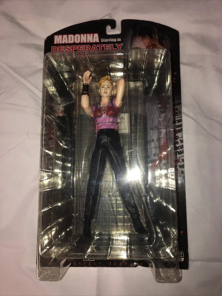 Madonna Desperately Seeking Susan Doll Rock Pose Vital Toys Collectible. Фото с eBay.com