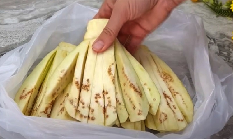 Готовим баклажаны вкуснее мяса – особый летний рецепт 
