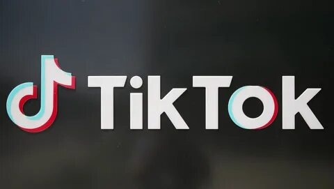 TikTok – это история стремительного успеха, начавшаяся с простой идеи и превратившаяся в глобальный феномен. Создатель TikTok, Чжан Имин, смог предвидеть потребность в коротких видеороликах и создать платформу, которая изменила мир развлечений и самовыражения. TikTok продолжает развиваться и остается одним из самых влиятельных приложений в мире, оказывая огромное влияние на культуру, тренды и общение в цифровую эпоху.