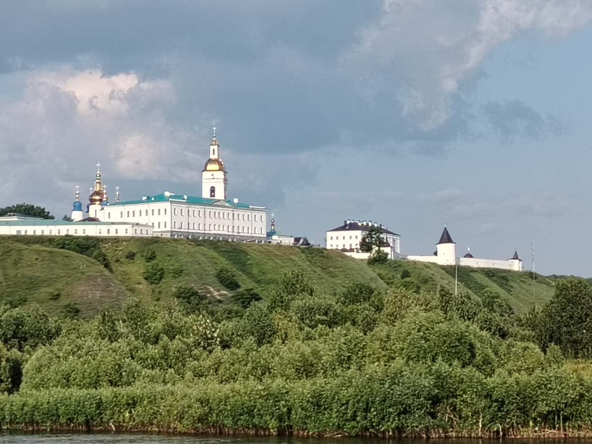 Вид на Тобольский кремль со стороны Иртыша. Фото автора