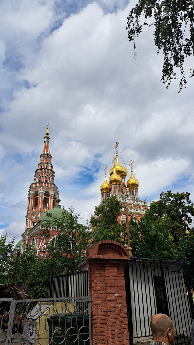 Церковь Воскресения Христова в Кадашах