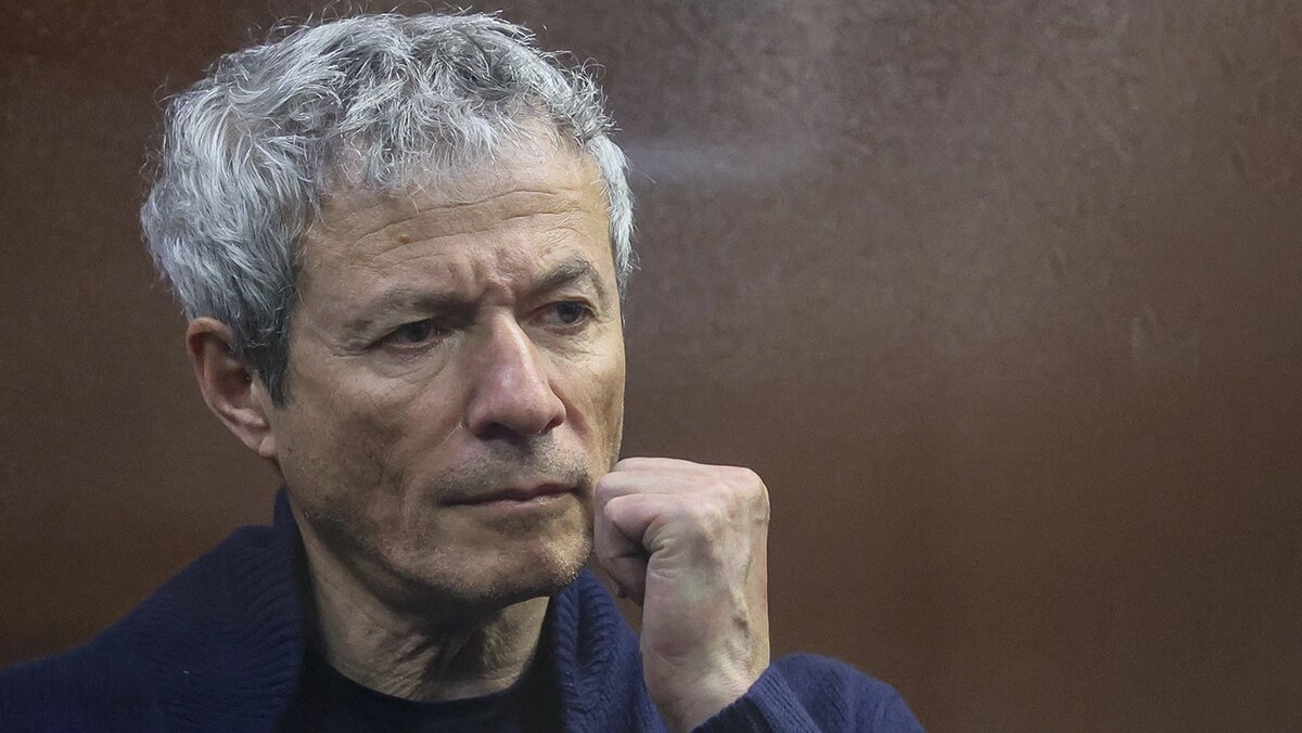   Yuri Kochetkov / EPA / TASS- Вадим Мошкович