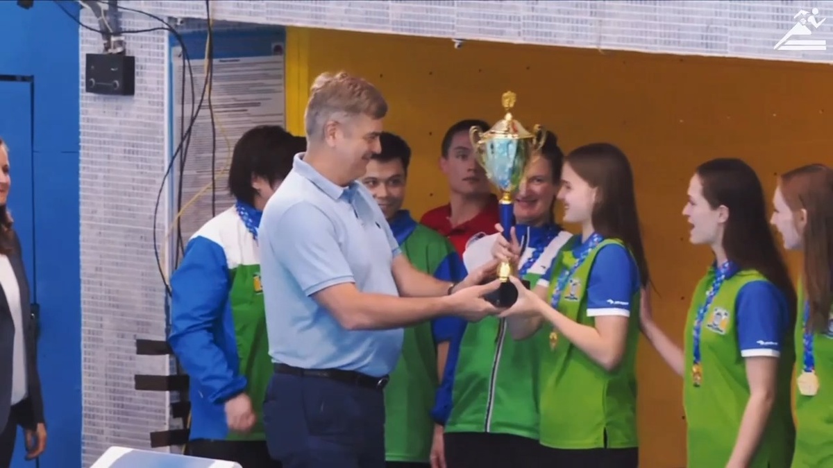    Югорские ватерполистки - победители Спартакиады молодежи России