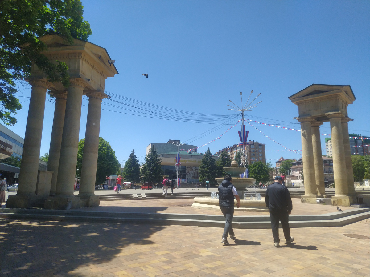 Театральная площадь в Ессентуках