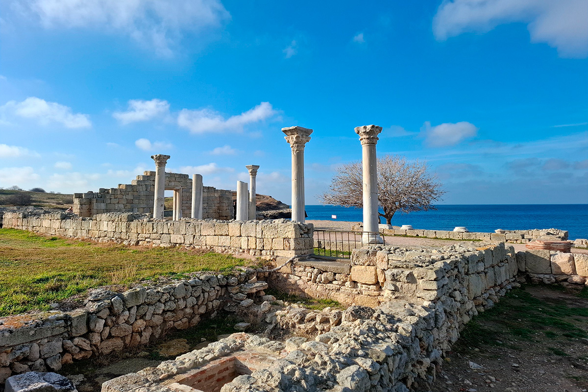 chersonesos_sev / VK📷Территория заповедника «Херсонес Таврический» в Крыму в наши дни