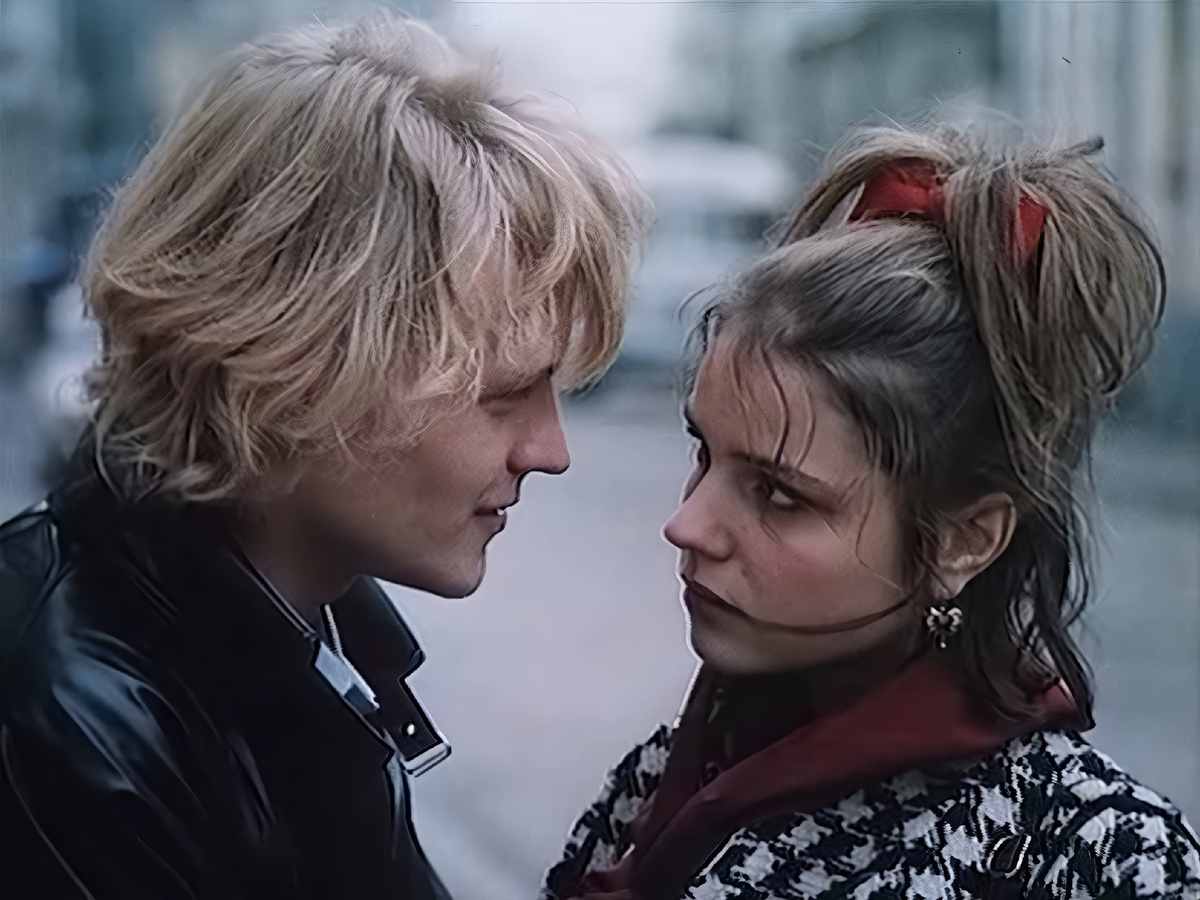 Алексей Серебряков кадр из фильма «Забавы молодых»