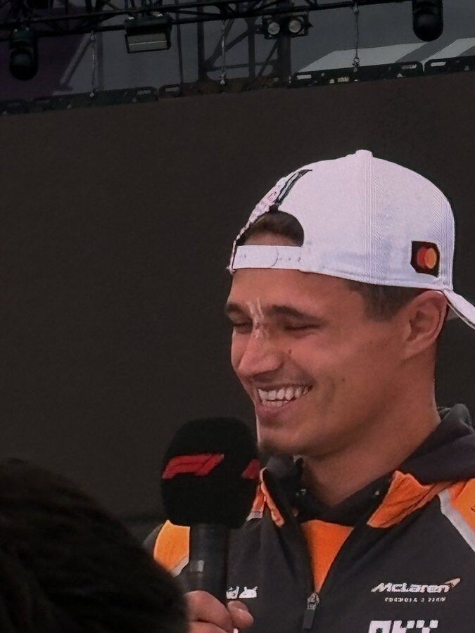 Норрис в СильверстоунеФото: Соцсети  📷
