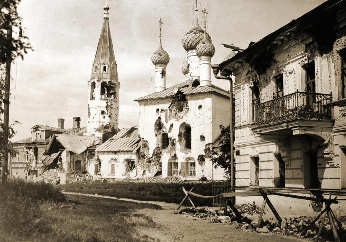 Церковь Николы в Рубленом городе после подавления восстания, 1918 г.