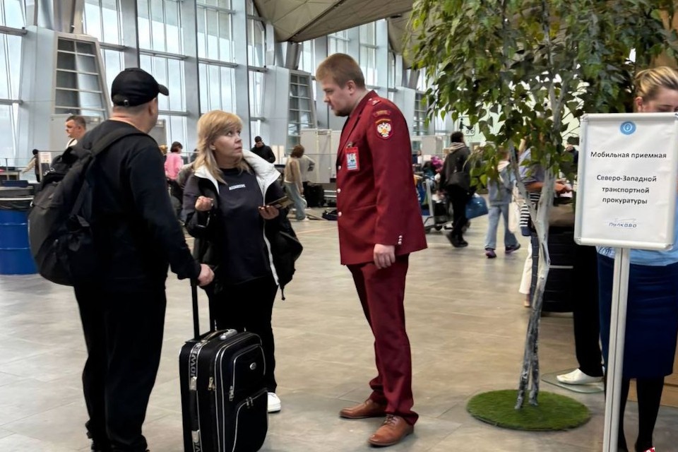    Пулково смог отправить пять рейсов в промежуток с 21:30 до 22:30 6 июля. Фото: t.me/rospotrebnadzor_spb