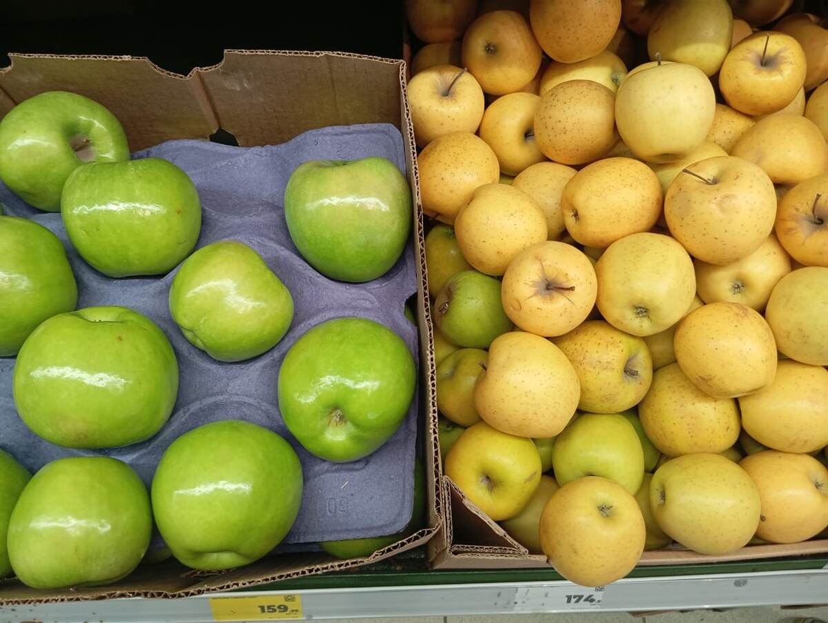 Яблоки прошлогоднего урожая. А цены!