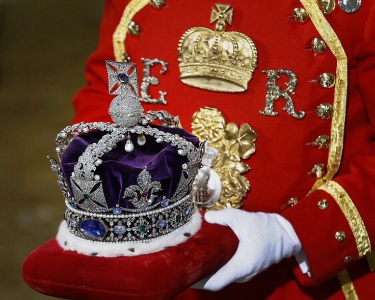 Большая государственная корона Англии