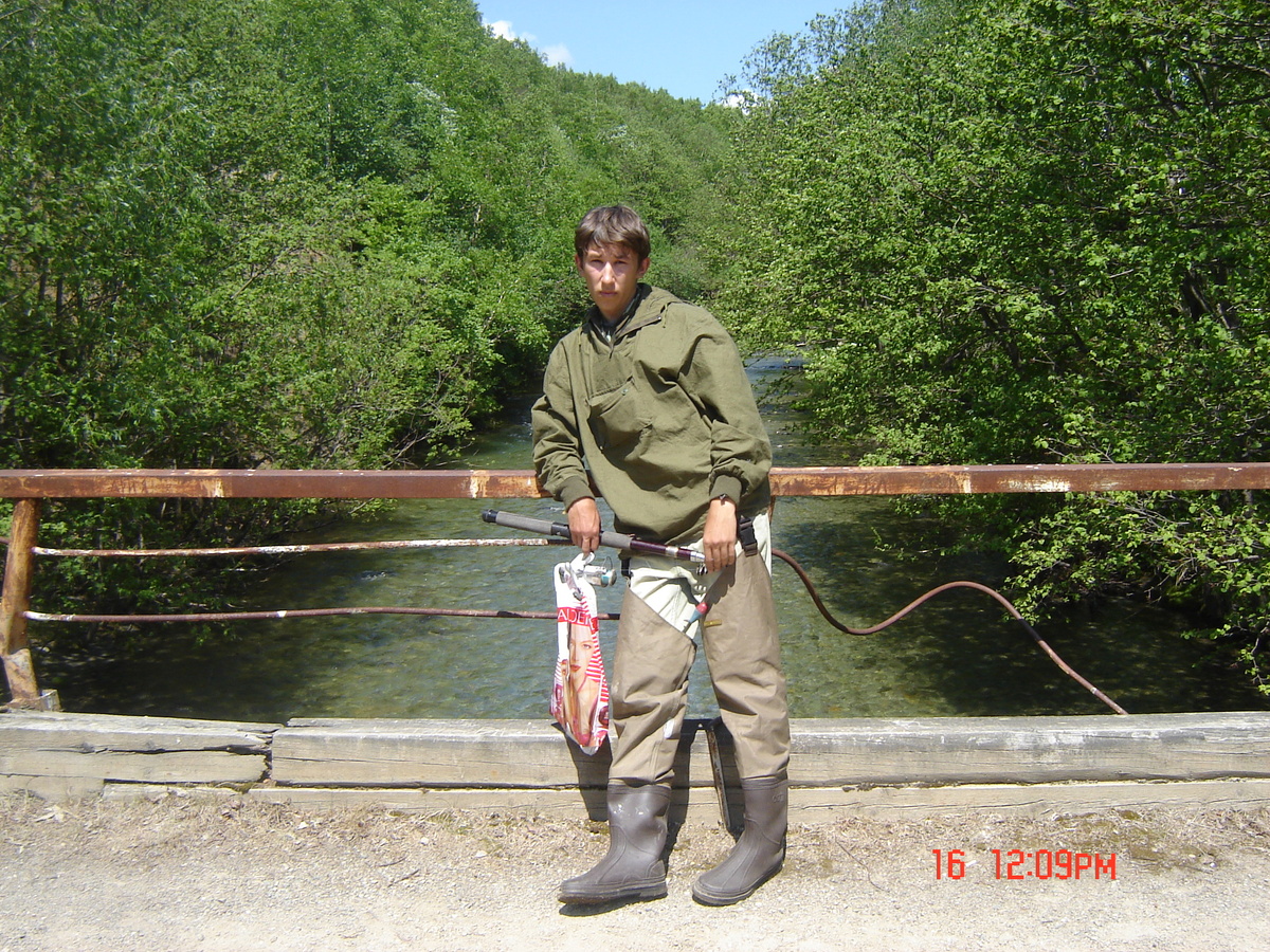 На мосту через реку Волынская - фактически это и есть Очепуха, там картографический казус. 