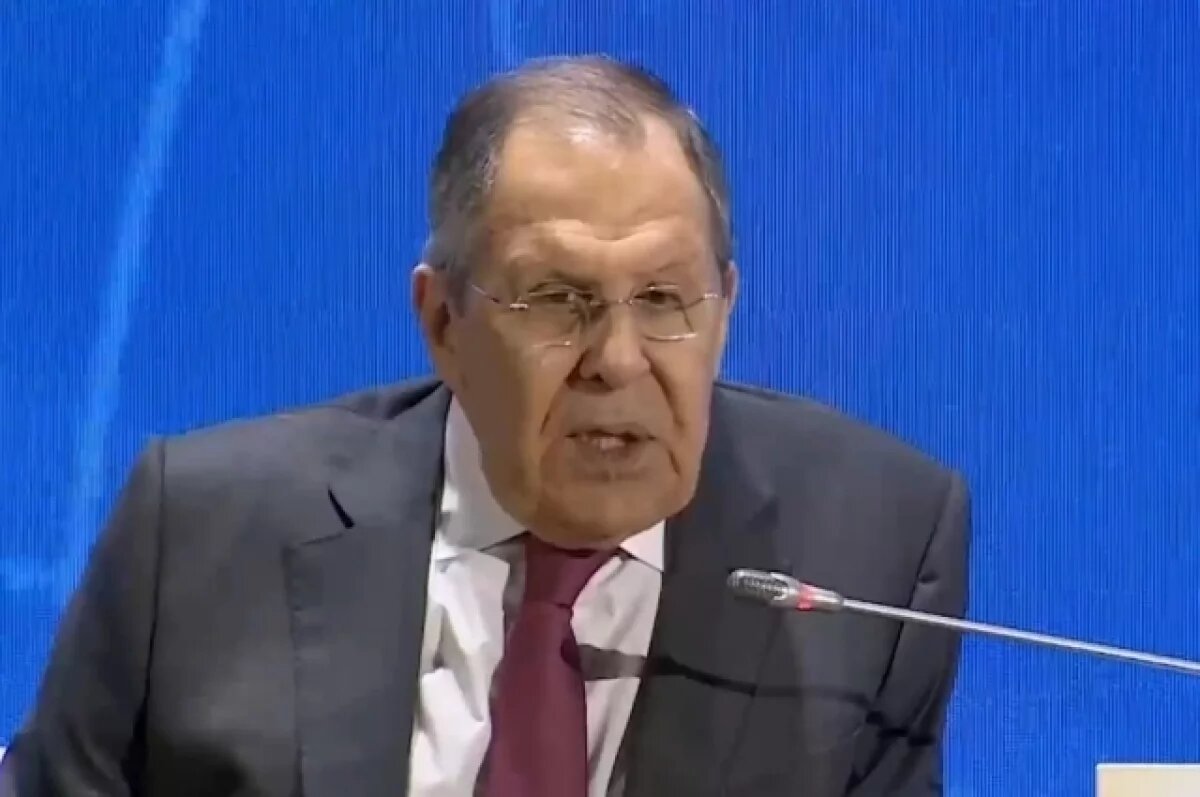    Лавров: ситуация с госдолгом США вышла из-под контроля