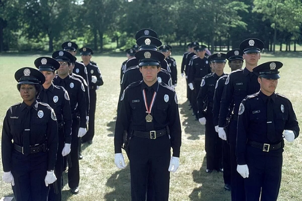 Кадр фильма "Полицейская академия"