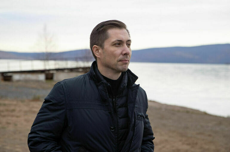   Андрей Бурмистров