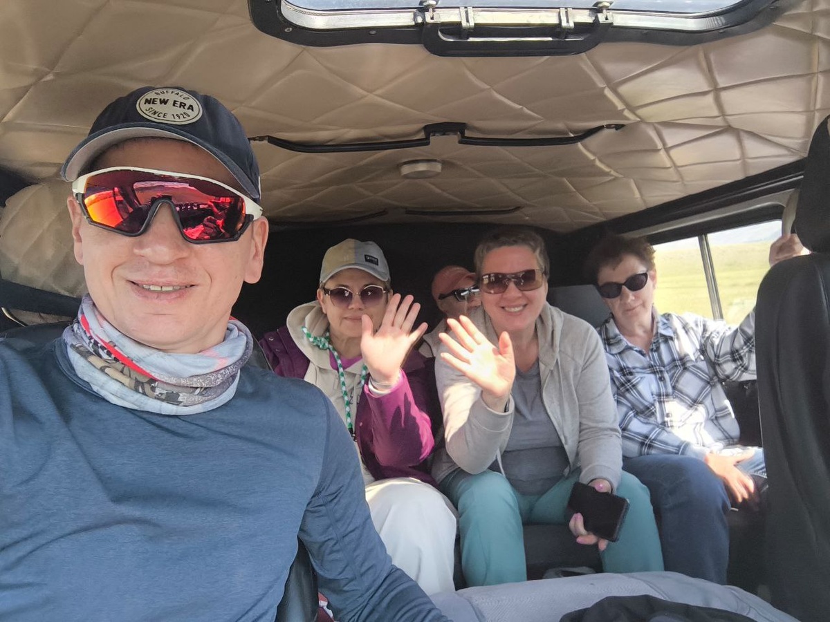 довольные туристы еа туре