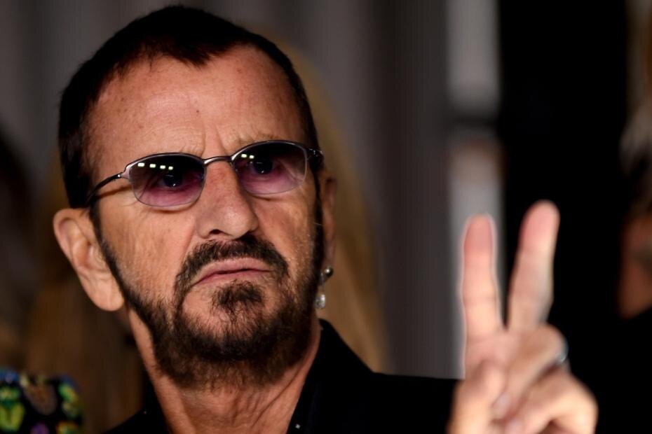    AUG/face to face/Global Look Press