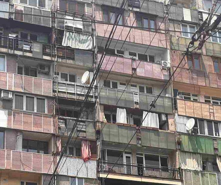    Фото: Пруфы.рф, панельный дом в Ереване