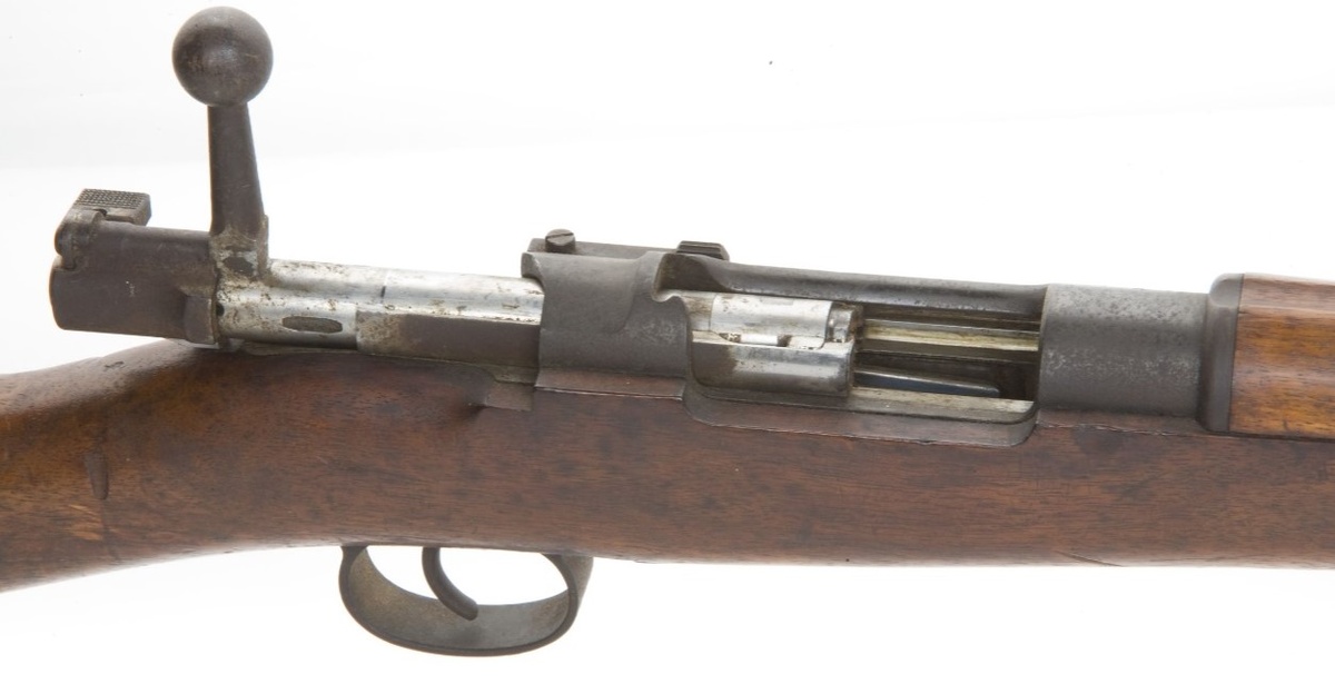 Винтовка с открытым затвором.