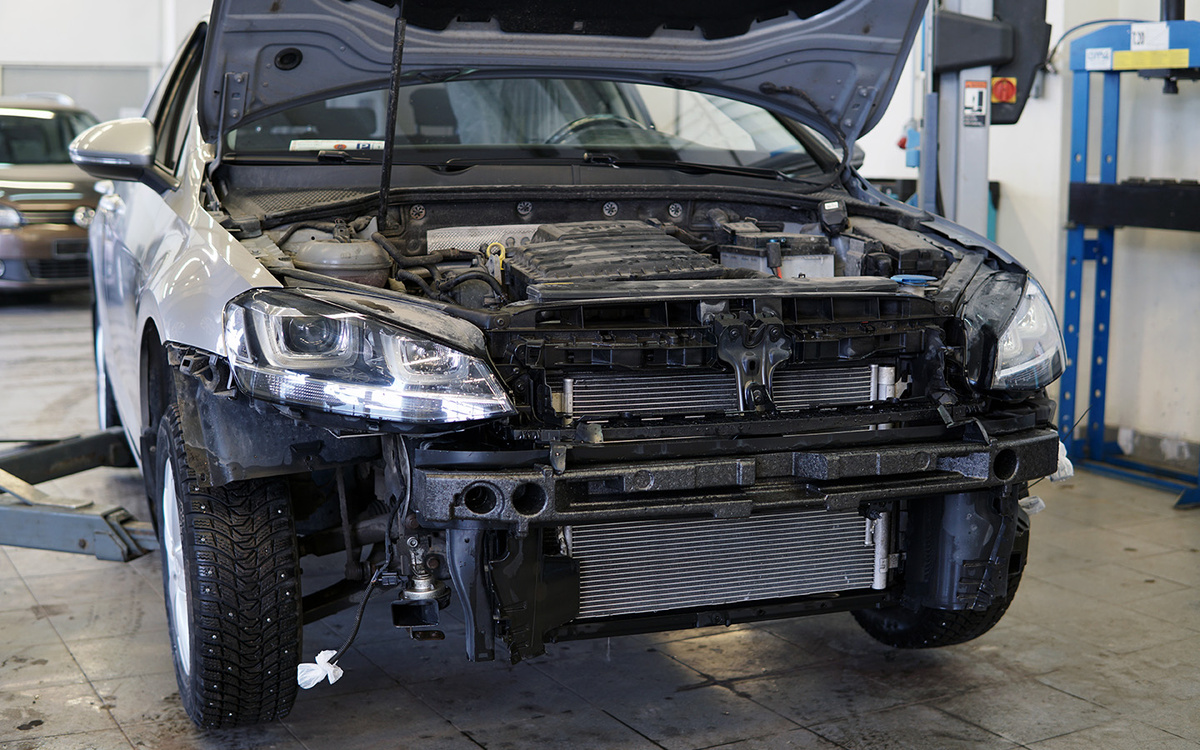 Shutterstock / FOTODOM📷Перед проведением работ хорошо помогает изучение тематических форумов и бортжурналов — в них могут быть описаны неочевидные нюансы, опущенные в официальных мануалах