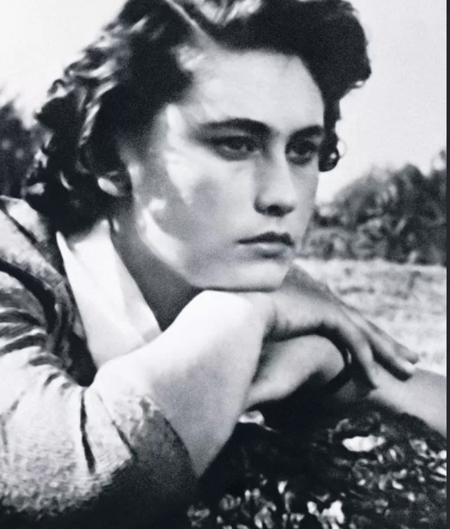 Майя Менглет