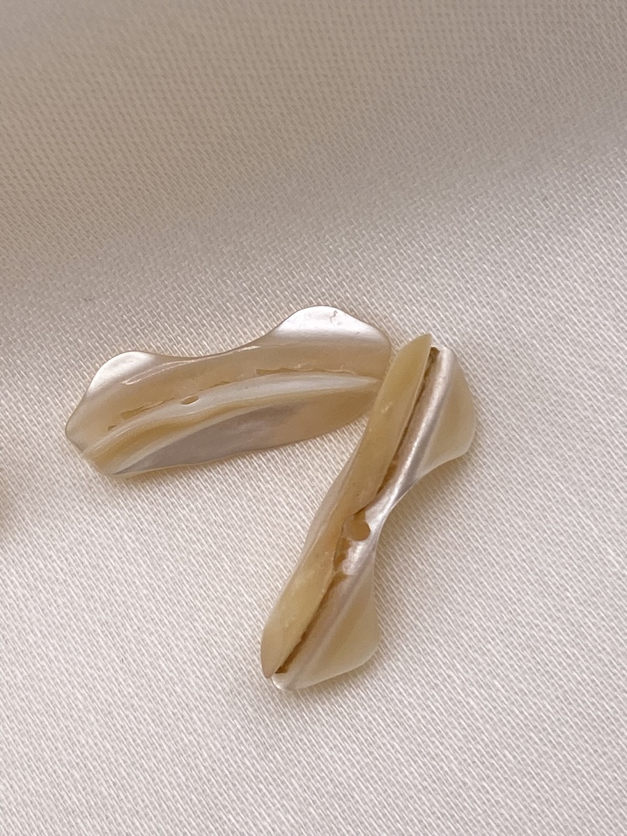 Натуральный перламутр в форме пластина