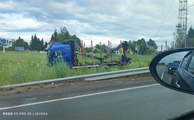    © Vk.com / ДТП и ЧП | Санкт-Петербург | Питер Онлайн | СПб