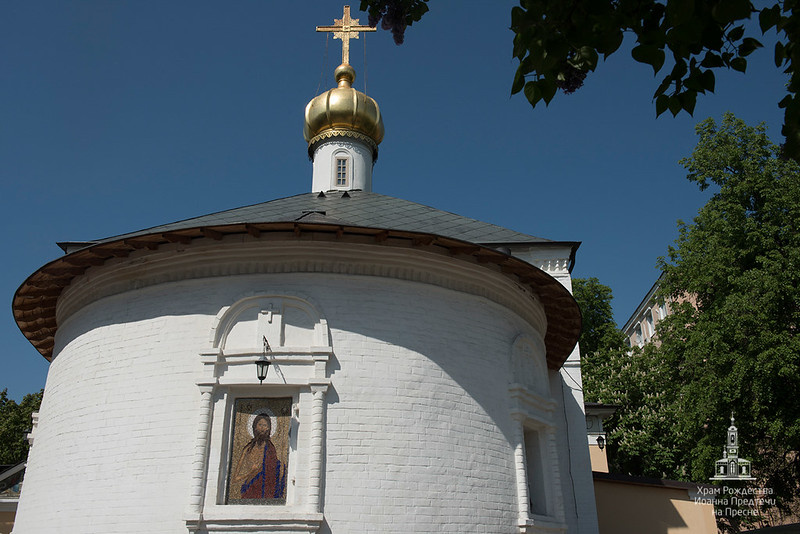 Образ святого честно́го славного Пророка, Предтечи и Крестителя Господня Иоанна. Храм Рождества Иоанна Предтечи на Пресне, Москва. Иллюстрация из сети (ioannpr.ru)