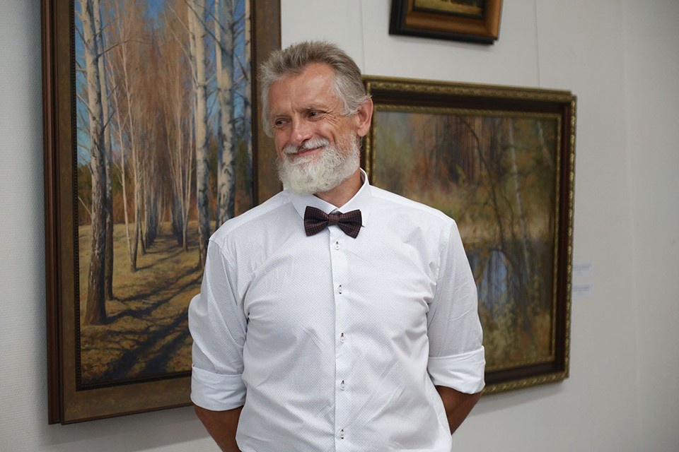    Персональная выставка «Всматриваясь в красоту» Дмитрия Петренко Олег УКЛАДОВ