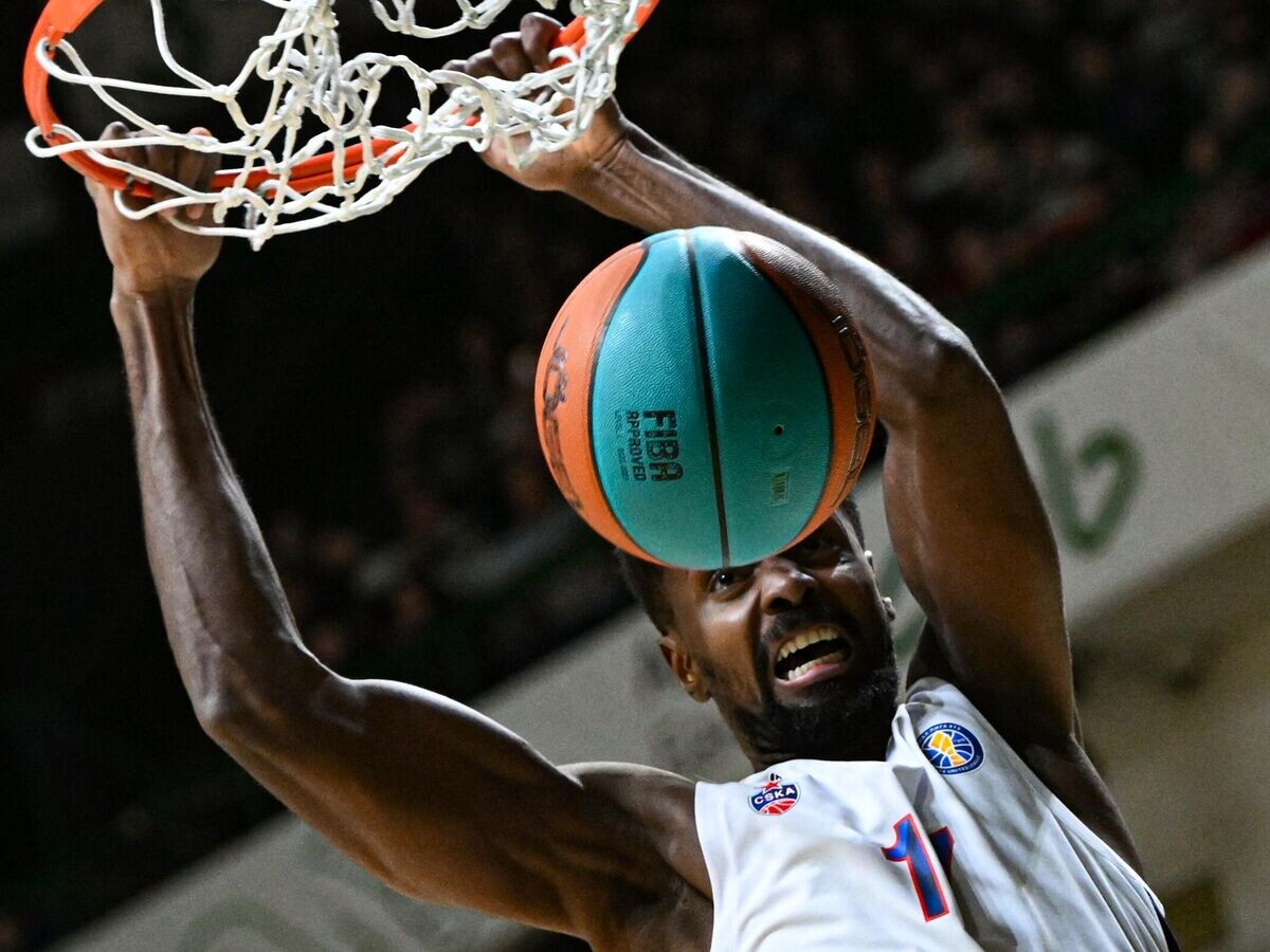    Ливио Жан-Шарль© РИА Новости / Максим Богодвид