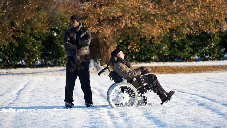    Кадр из фильма «1+1»/«Кинопоиск»