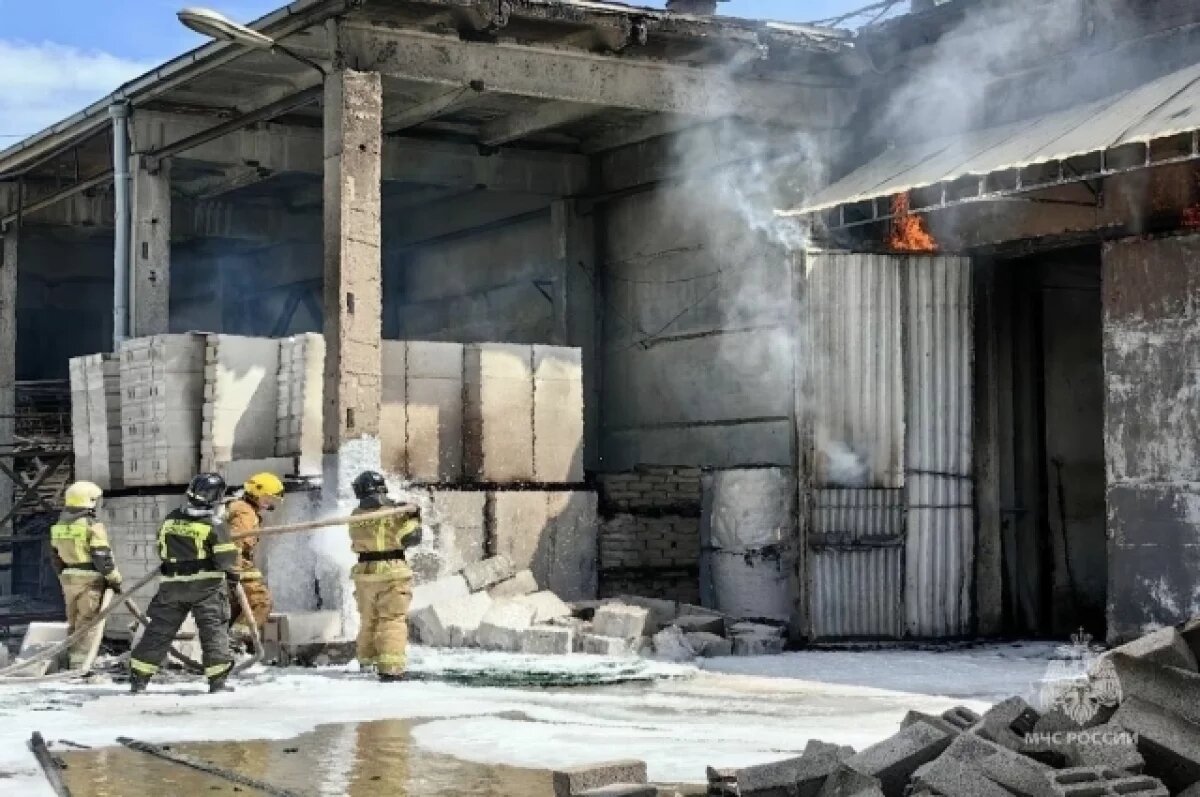    Работник предприятия получил ожоги рук при пожаре в Челябинске