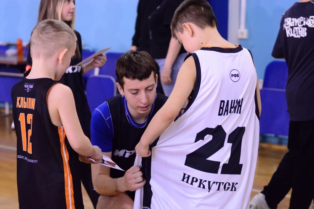    Апрельская открытая тренировка «Иркута» оказалась последней. Фото: АиФ/ Анна Попова