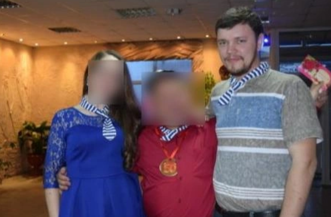 Светлана (крайняя слева) и Николай. Фото: соцсети