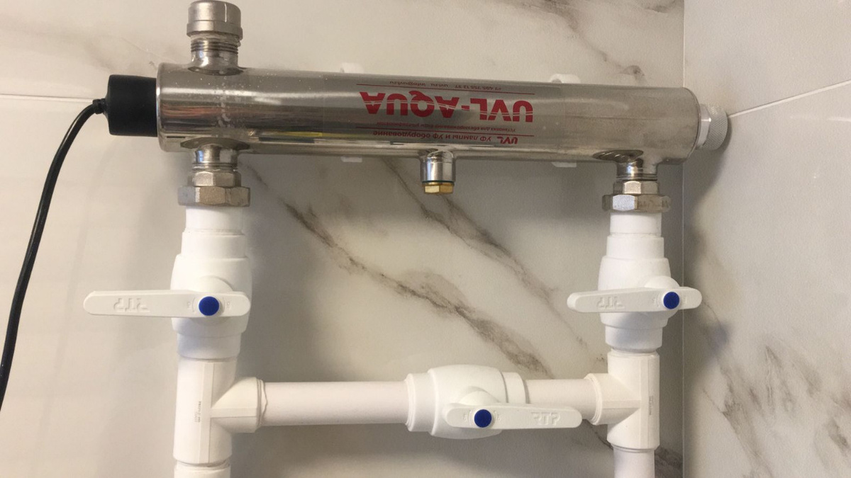 Пример установки УФ стерилизатора UVL-AQUA POOL 