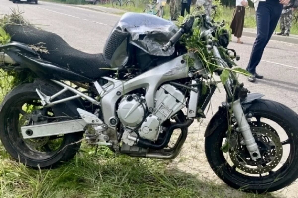    В Рязанской области после столкновения с опорой ЛЭП погиб мотоциклист