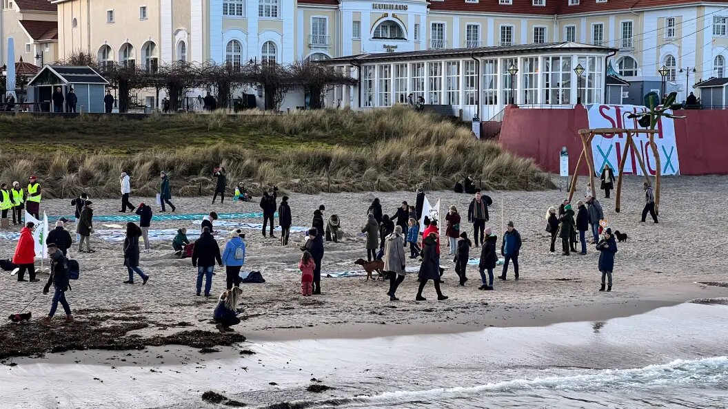    © IMAGO/Christian Schroedter www.imago-images.de/Globallookpress